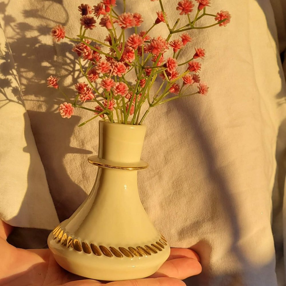 Vintage Candle Holder w Faux Flowers